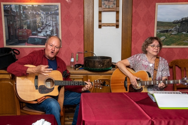 stammtisch-2020-07-7BA6697BC-9FDF-41E6-2474-4EE69901F3D5.jpg